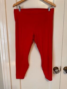 Fabletics Blood Red Women’s Power Hold  Leggings